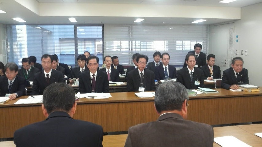１０．１１．１１県教育次長交渉.JPG